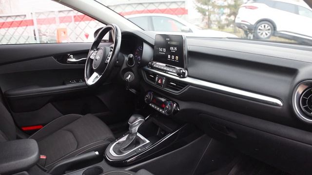 Kia Cerato смотреть онлайн