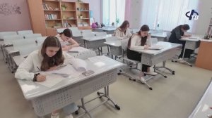 Выпускники написали тренировочный ЕГЭ по физике, химии и профильной математике