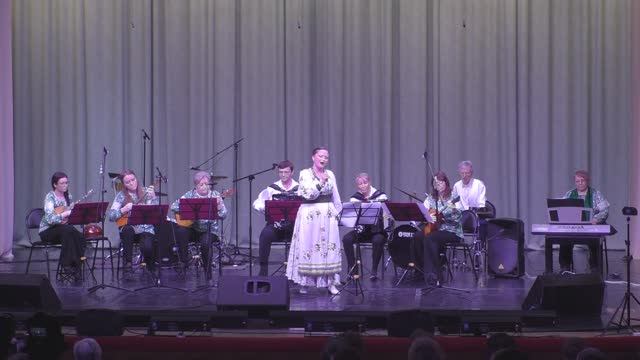 «Эх, матушка!» и "Деревня" Поёт Елена Дерепко Новосибирск. Концерт "Баян собирает друзей"