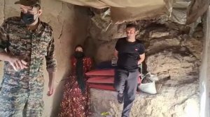 Сцена ареста беглых преступников.