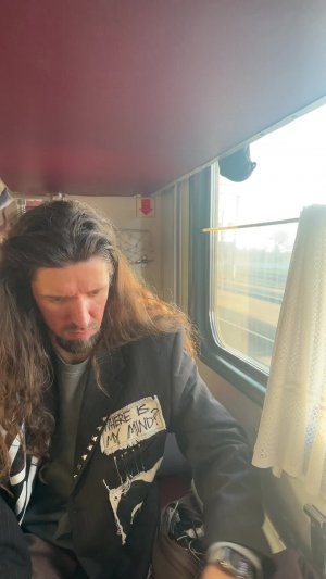 доброе утро, беларусь! 🇧🇾 еду на поезде в прямом эфире вместе с вами. бч. плацкарт