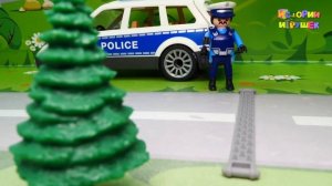 Видео для детей с игрушками Плеймобил - Сломанный сейф! Новые мультики про машинки 2022.