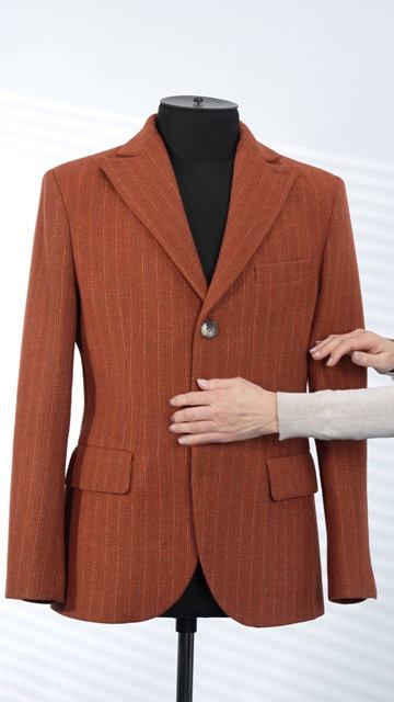 Пиджак насыщенного терракотового цвета