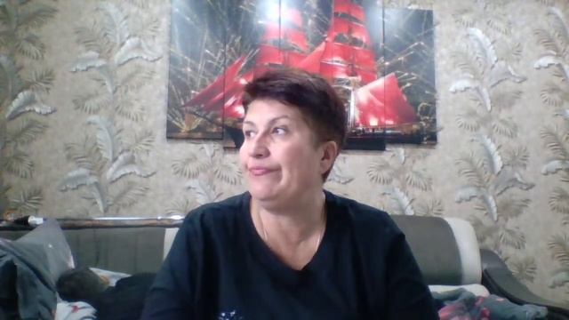 Воскресный прямой эфир от Багиры.За спиной спит пьяный муж)