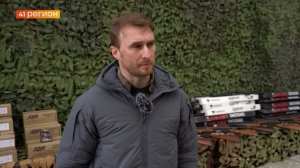 В ДНР ЮРИЙ ТРУТНЕВ ПЕРЕДАЛ НА ПЕРЕДОВУЮ СНАРЯЖЕНИЕ И ОБОРУДОВАНИЕ КОМАНДИРАМ И ВОЕННОСЛУЖАЩИМ