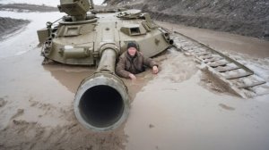 Идиоты на танках и тяжёлой технике.