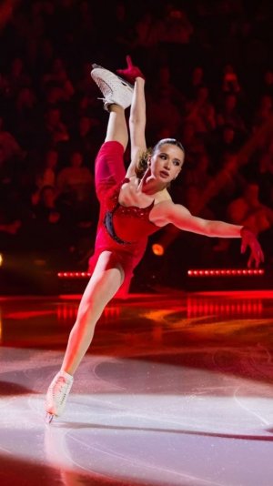 «Чемпионы» и Камила Валиева. Егор Крид и его подарок. Шайа Лабаф и его плохое поведение.