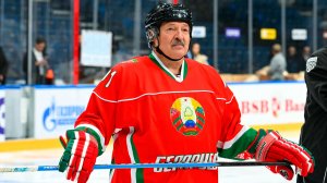 Лукашенко приехал поддержать хоккеистов «Динамо-Минск» перед важными матчами
