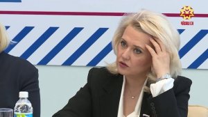 Патшалăх Думин депутачĕ Алла Салаева Шупашкарта пурăнакансемпе тĕл пулчĕ