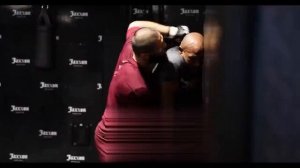 💪 Мышонок проверил силу Хамзата Чимаева!