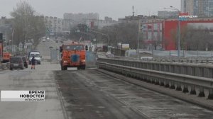 В Волгограде начали фрезеровку изношенного дорожного покрытия на 2-й части Сарептского путепровода