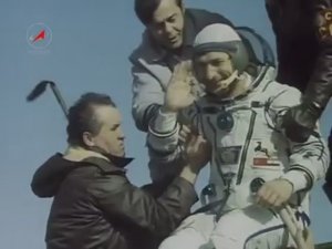 Космонавт Юрий Малышев