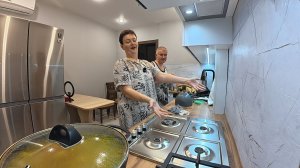 Запах СТРАСТИ! СОЖГЛА руки отмывая СРАЧ после готовки Вована на кухне! Антисанитария на КУХНЕ! Влог