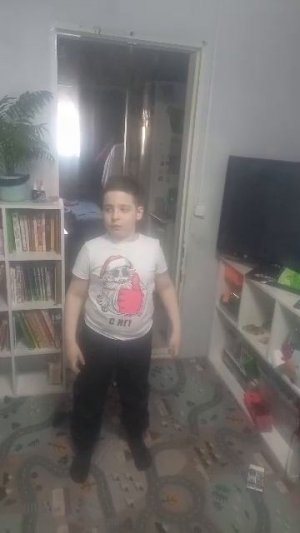 можно вы будете убирать мусор пожалуйста