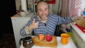 Завтрак с Рыжулей. Рутуб меня ограничил до завтра. Мукбанг. Обжор. Еда на камеру. Диета. Шизофрения.