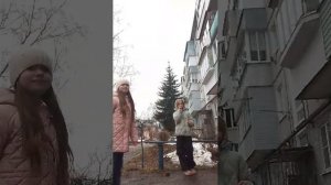 ждём остальных участниц хауса