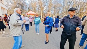 29.03.26г... "На Дискотеке в школе"..