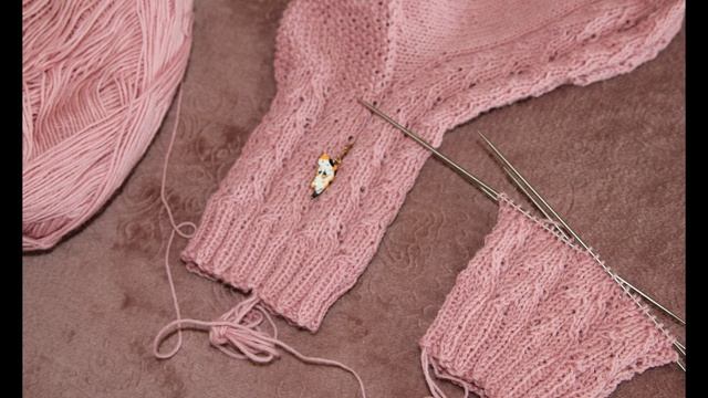 ПЛЕД ПУЛОВЕР и АЖУРНЫЕ НОСОЧКИ