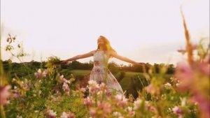 КЛАССНАЯ ПЕСНЯ - ДЕВУШКА -  ВЕСНА