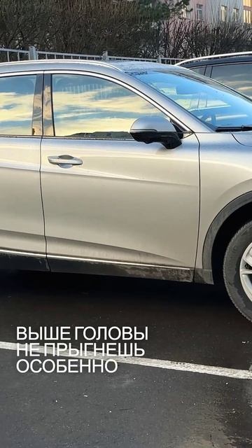 Морда у этой машины узнаваемая / BESTUNE T90