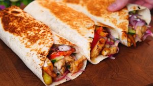 Готовлю шаурму дома вместо покупной — получается сочнее и вкуснее, делюсь рецептом