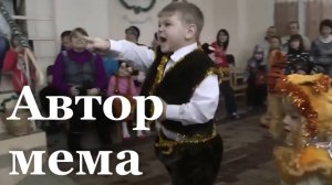 Как живет автор легендарного мема про Деда Мороза спустя годы?