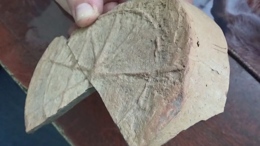 Гончарное клеймо из раскопа по улице Ленина, 46