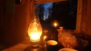 Зарыбляю таёжное озеро. Дикая рыбалка. Дорога исчезает на глазах.