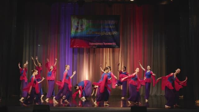 Хореографический коллектив "Семицветик"  Отчётный концерт 1 часть