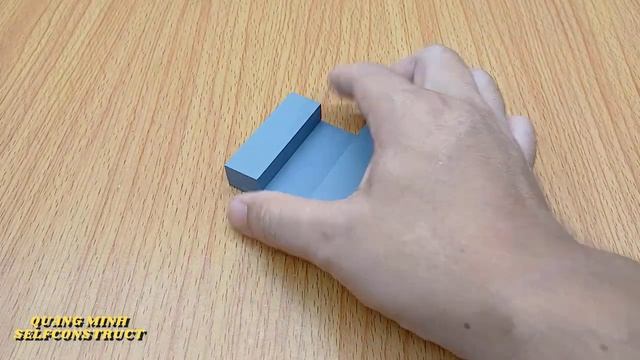 Самодельный, настольный лобзик из ПВХ.