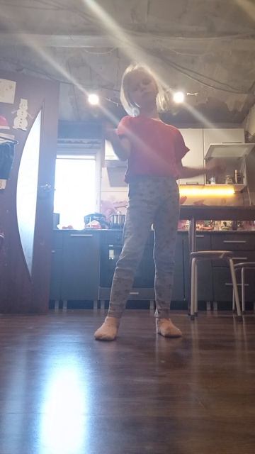 гугу гага песня квинки