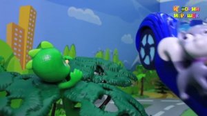 Видео для детей с игрушками - Новая машина Кэтбоя!