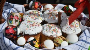Не так уж мало: сколько можно съесть кулича на Пасху без вреда для здоровья