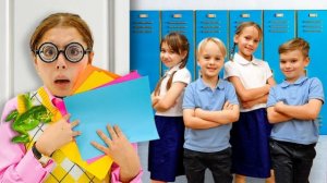 Картонная школа — дети учатся быть уважительными