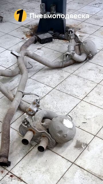 Maserati Levante: замена компрессора нa MRAER #maseratilevante #levante #пневмоподвеска