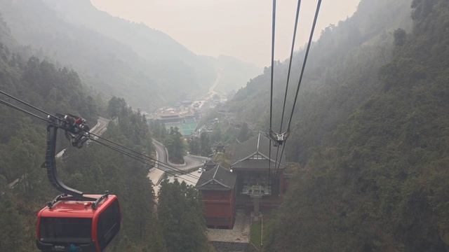 В Китай с рюкзаком. Чжанцзяцзе, гора Тяньмэнь, отель Avatar Mountain