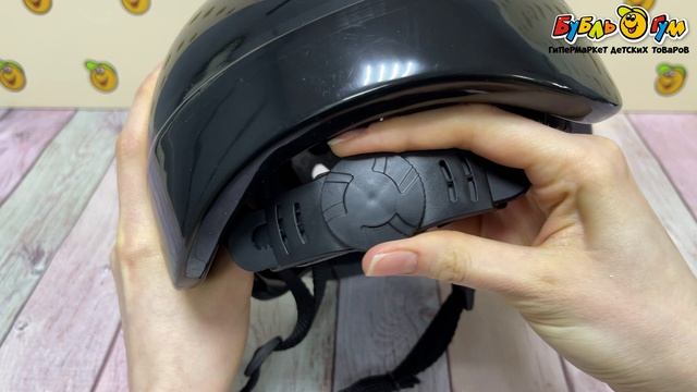 Шлем защитный Rollo pro на регулируемом ремне со стикерами в наборе черный  - видео