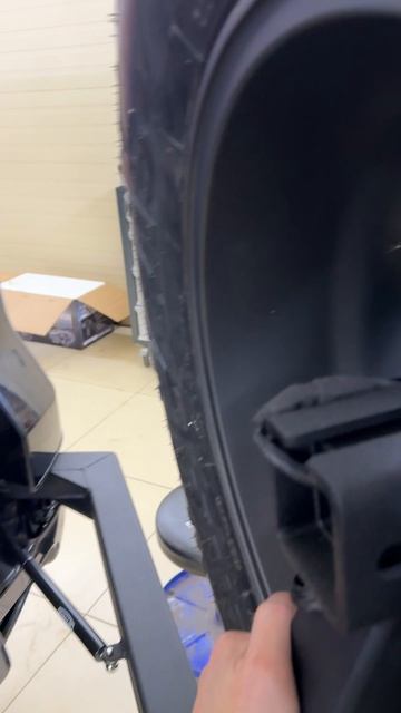 Калитка выноса запаски на Land Cruiser Prado 150