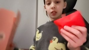 Распаковка подарка на ДР часть 1