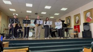 49. Автограф  играет в Вязьме "Лев и Брадобрей"