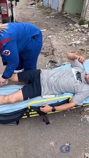 СЛОМАЛ НОГУ