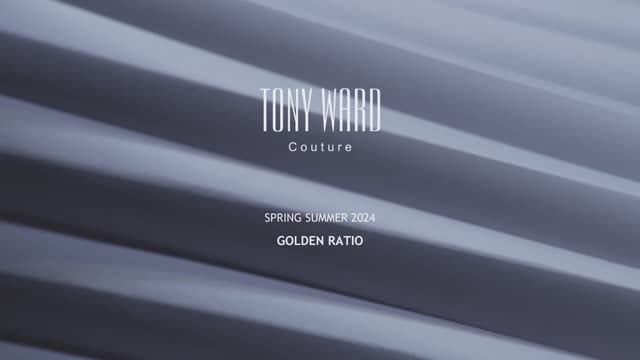 Показ женской коллекции Tony Ward весна-лето 2024