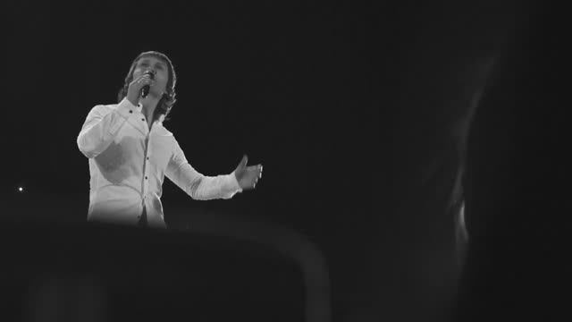 ОФИЦИАЛЬНОЕ видео хита _Падал белый снег_