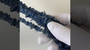 Кианит натуральный крошка галтовка