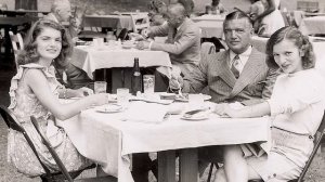 КЭРОЛИН КЕННЕДИ