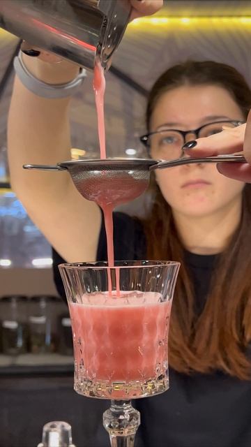 Авторские коктейли в ресторане 