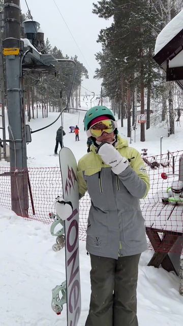 Подъемник на Английском? Lift, а бугельный, швабра или кресельный? Смотри в видео !