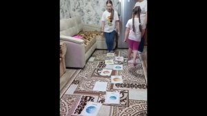 Игра «Космонавт зайка отправляется в космос». Зотова Настя