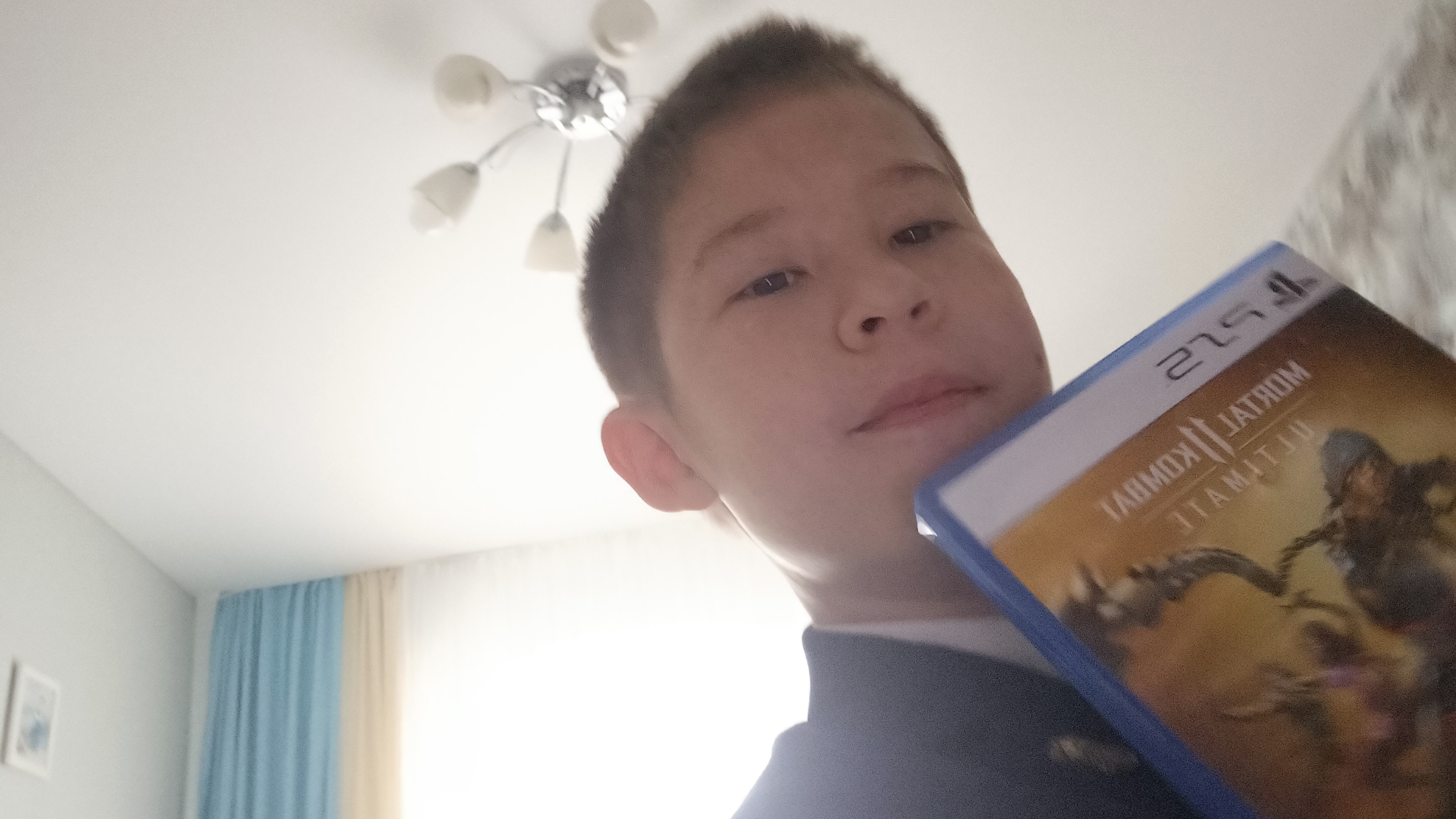 Играю в мортал комбат 11