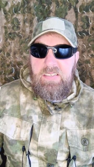 Свиная голова от Венгров.